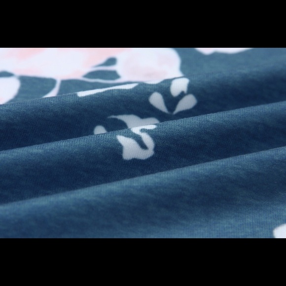 Blue floral hoodie - Picture 5 of 6